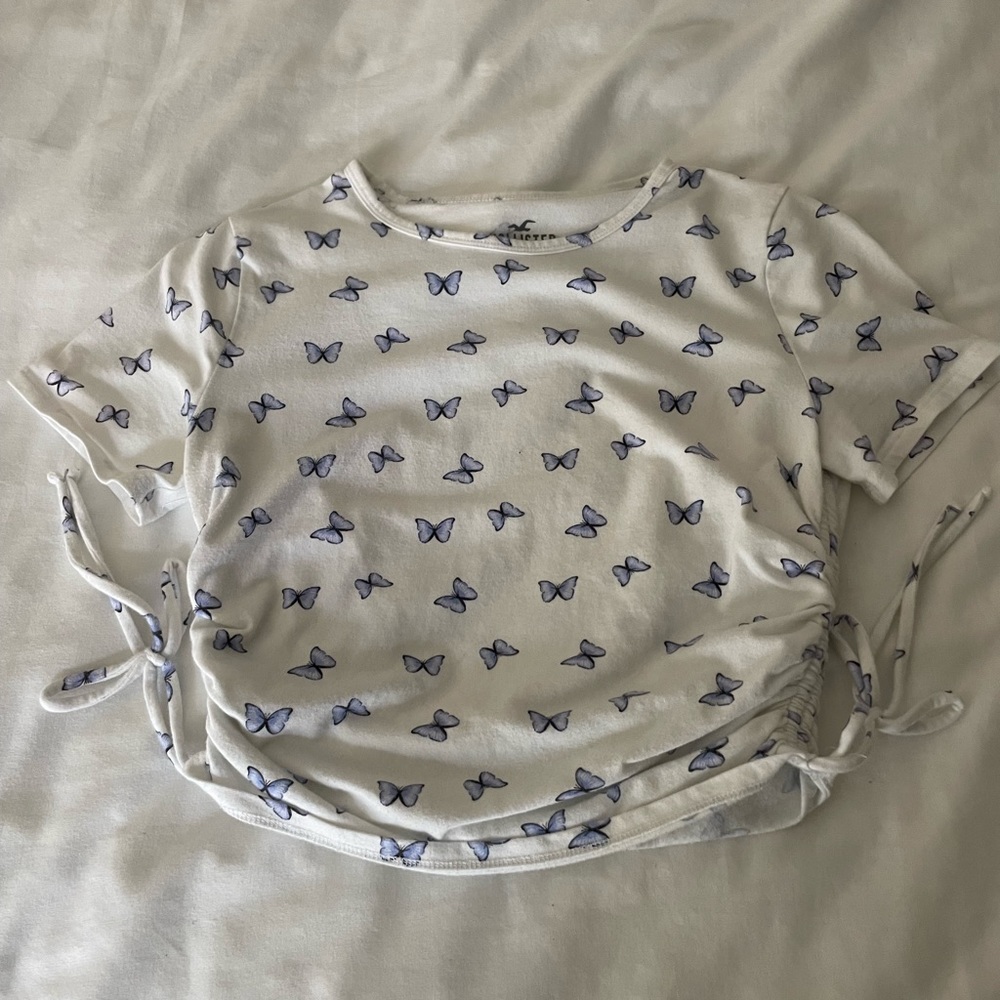 Butterfly print baby tee sinched